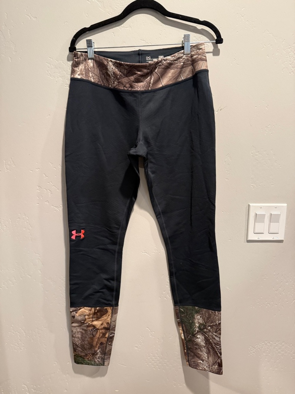 Under Armour Black Leggings with Brown Camo Waistband and Hem